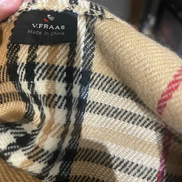 V. FRAAS Plaid Cape in Tan and Red Burberry Patteren - Picture 2 of 5